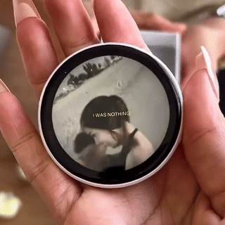 MomentPod™ - A tiny Screen That Holds Your Memories.
